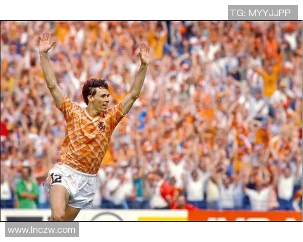 荷兰足球明星的辉煌历程与成就全面解析